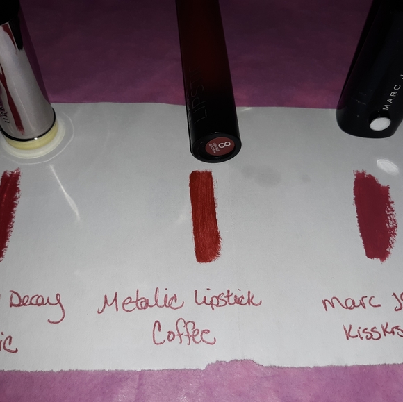 Lip set - Picture 2 of 5